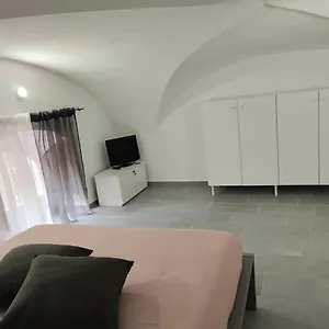 Maya's Apartmán