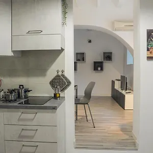 Apartament Sangiuliano282, Katania